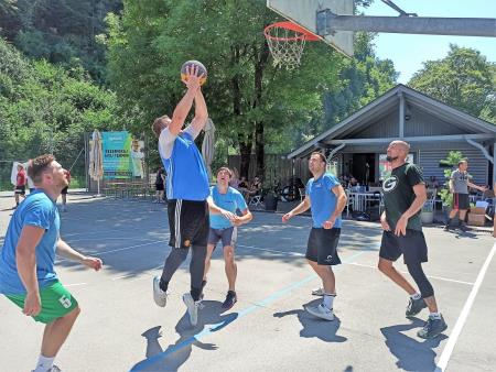 Na 14. kvadratlonu Kamnik Cico team še četrtič zapored na vrhu (4)
